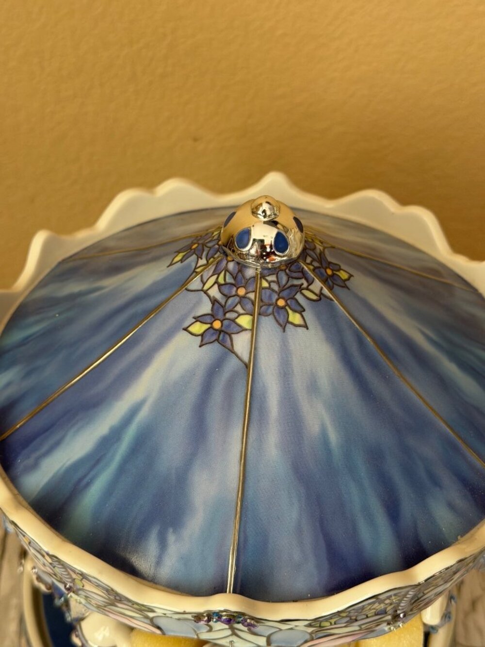 Ardleigh Elliott Dream Dancers Musical Carousel Blue Illuminated Untested As Is - Picture 5 of 12